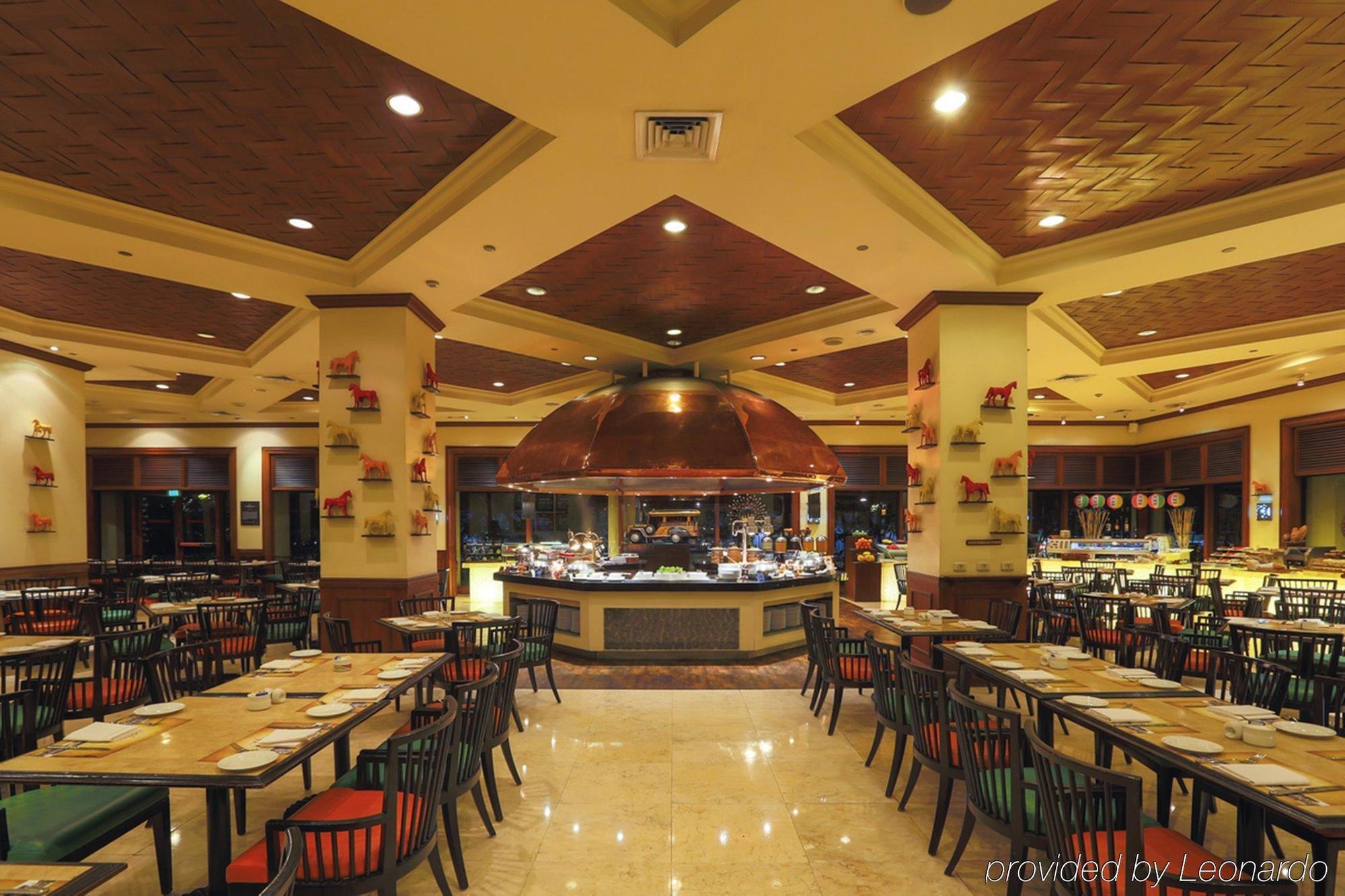 מלון סן פדרו מקאטי Intercontinental Manila מראה חיצוני תמונה