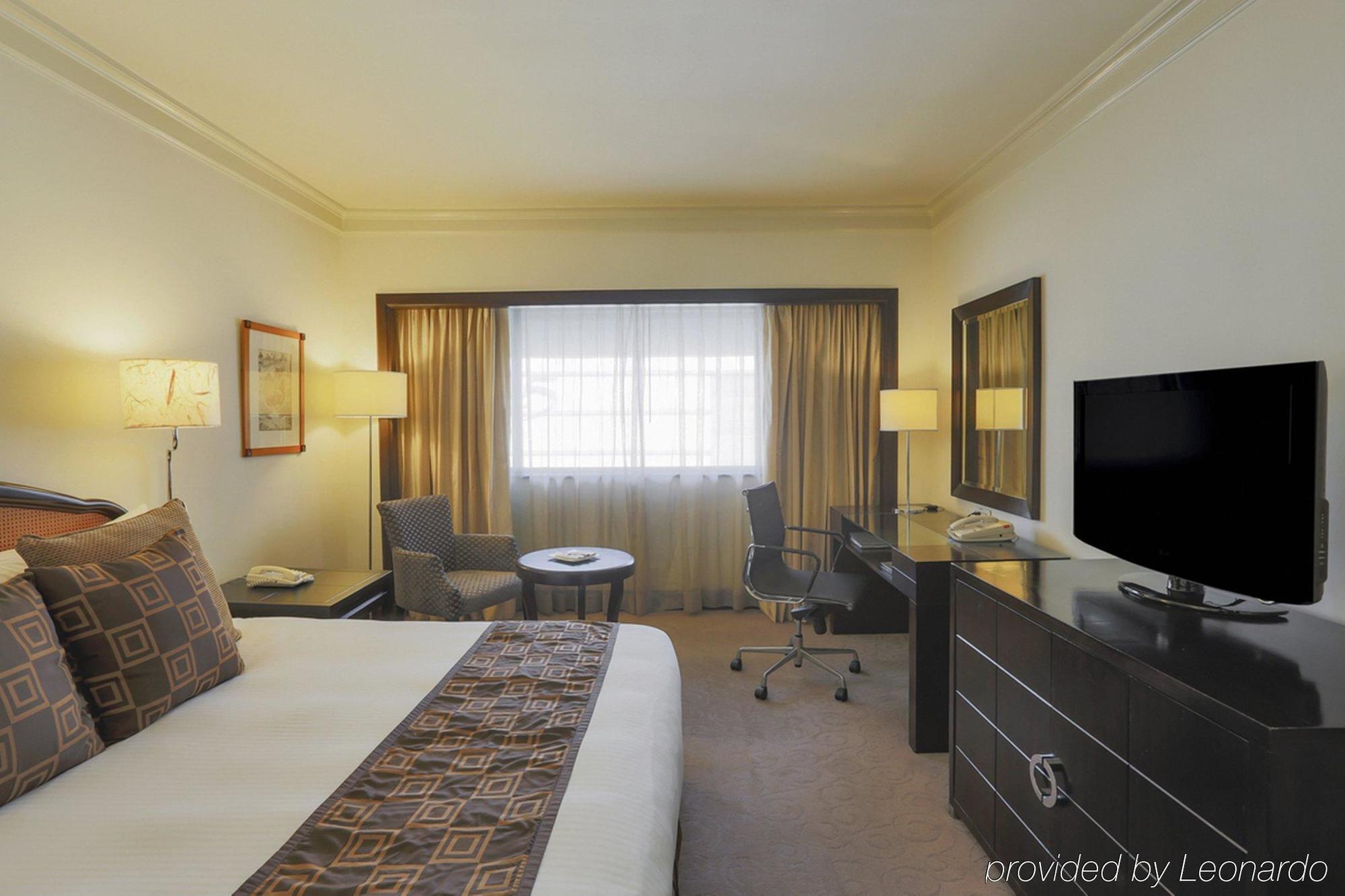 מלון סן פדרו מקאטי Intercontinental Manila מראה חיצוני תמונה